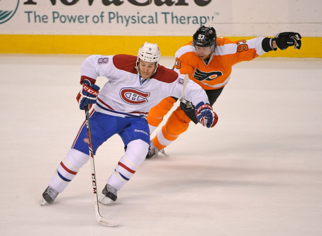 Český útočník Jakub Voráček zaznamenal ve čtvrtečním utkání NHL dvě finální přihrávky, díky kterým Philadelphia porazila Montreal 2:1, a stal se třetí hvězdou zápasu