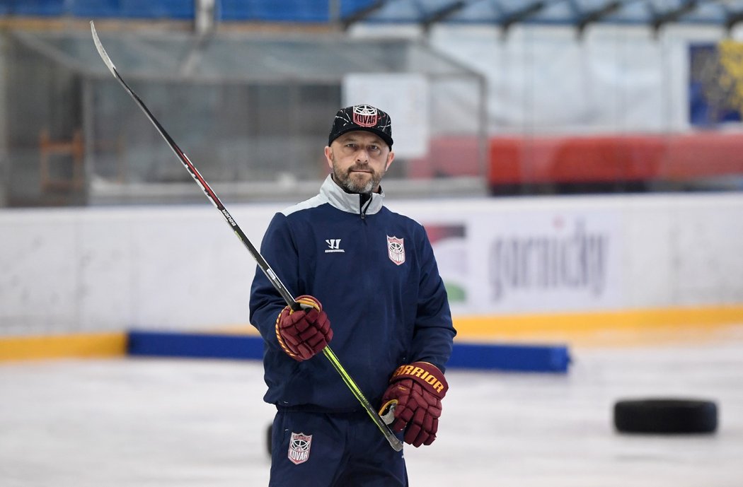 Trenér brankářů Martin Hušek během kempu Jakuba Kováře