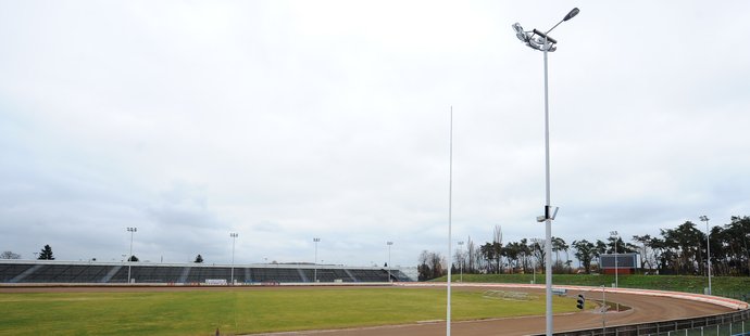 Na stadion by mohlo přijít až 25 000 fanoušků