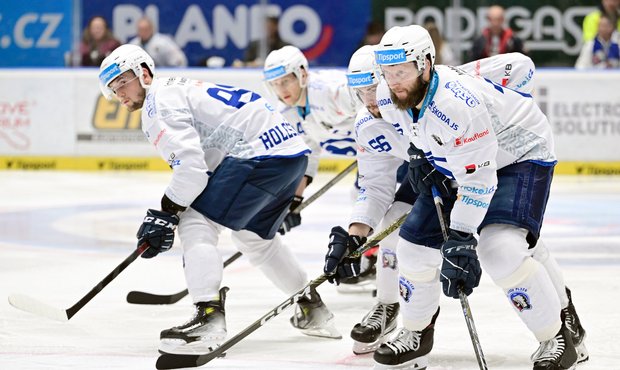 Plzeň hledá kouče, míří vysoko. Oslovila bývalého trenéra nároďáku