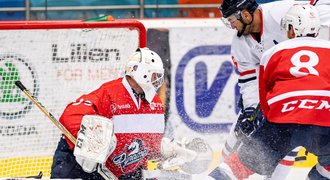 Pardubice schytaly debakl od Spartaku, Smoleňák hattrickem sestřelil Slovan