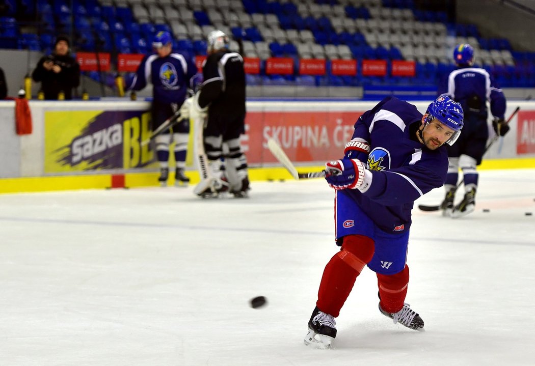 Tomáš Plekanec již opět pálí na kladenském stadionu