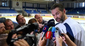 Jágr stále nevylučuje návrat do NHL: Vždycky si nechávám otevřená vrátka