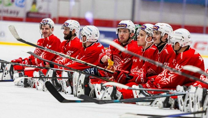 Dominantní Slavia. Zničila Porubu 8:0 a dál vládne Maxa lize. Krize Zlína nebere konce Dominantní Slavia. Zničila Porubu 8:0 a dál vládne Maxa lize. Krize Zlína nebere konce