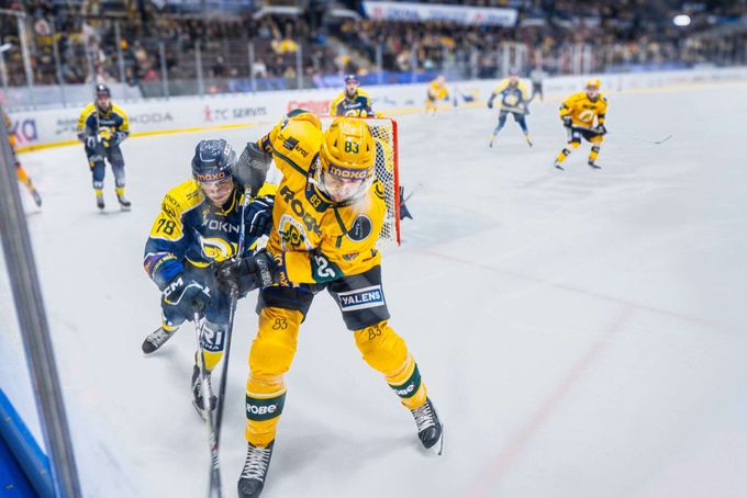 Straka v derby ukradl body pro Vsetín: Už nám teklo do bot. Berani se dál trápí Straka v derby ukradl body pro Vsetín: Už nám teklo do bot. Berani se dál trápí