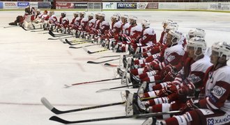 Zemětřesení ve Slavii. Končí legenda, přichází syn sparťanského střelce