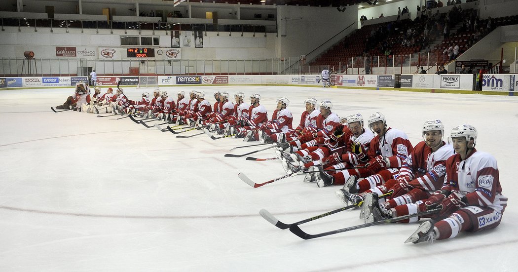 Slavia zakončila minulou sezonu, ve které v baráži marně usilovala o návrat do extraligy, ve ztrátě 19 milionů