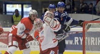 Kolaps Slavie! Nad posledním Mostem vedla 4:0, prohrála po nájezdech