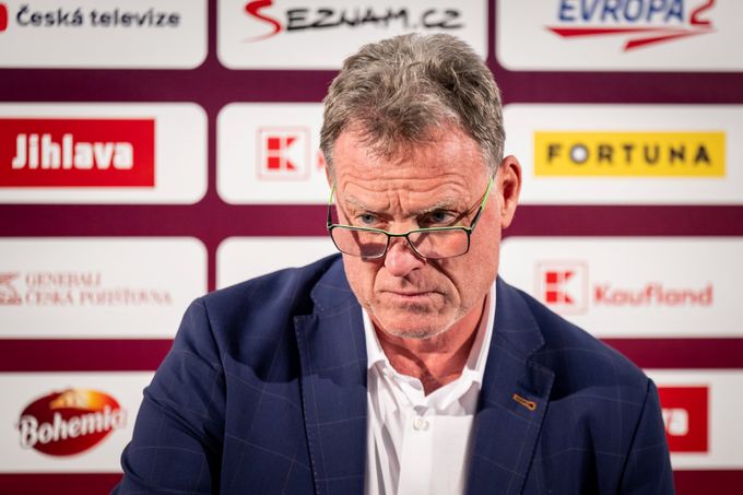 Rulík o hráčích ze zámoří: Musí přesvědčit, že sem patří. Hronek nechtěl dlouhé volno Rulík o hráčích ze zámoří: Musí přesvědčit, že sem patří. Hronek nechtěl dlouhé volno