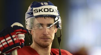 Kam zamíří Červenka? Šance na NHL je velká, extraliga je utopie