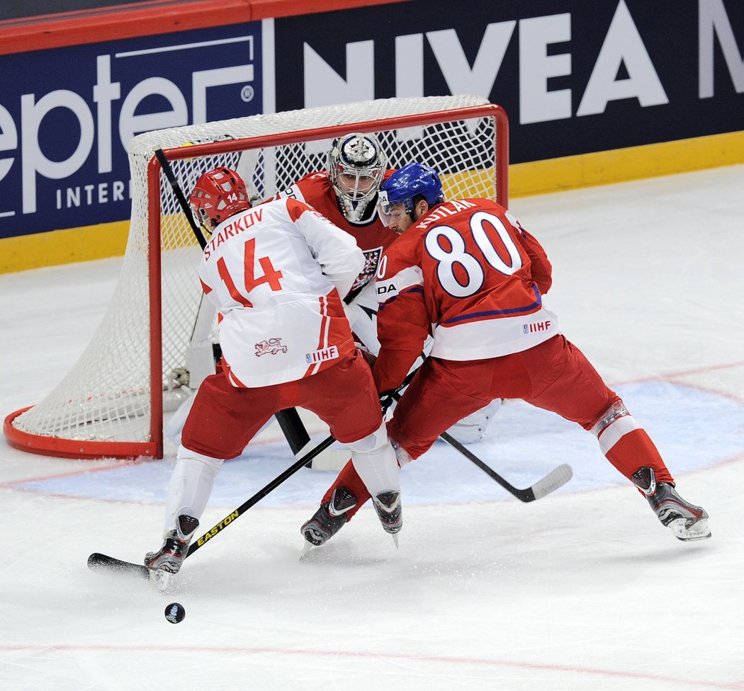 Do české brány se poprvé na šampionátu postavil Ondřej Pavelec