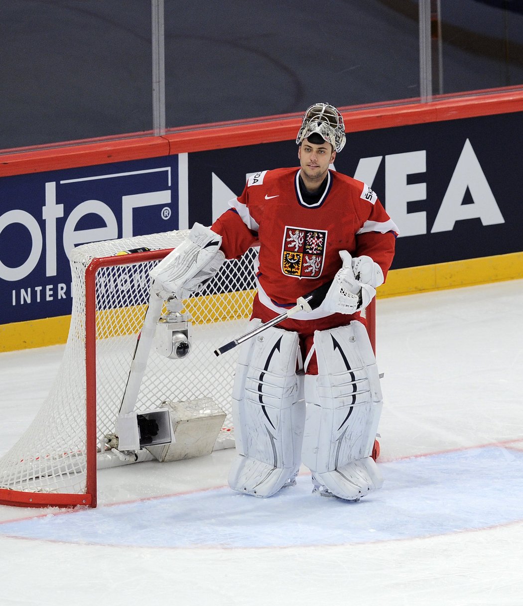 Do české brány se poprvé na šampionátu postavil Ondřej Pavelec