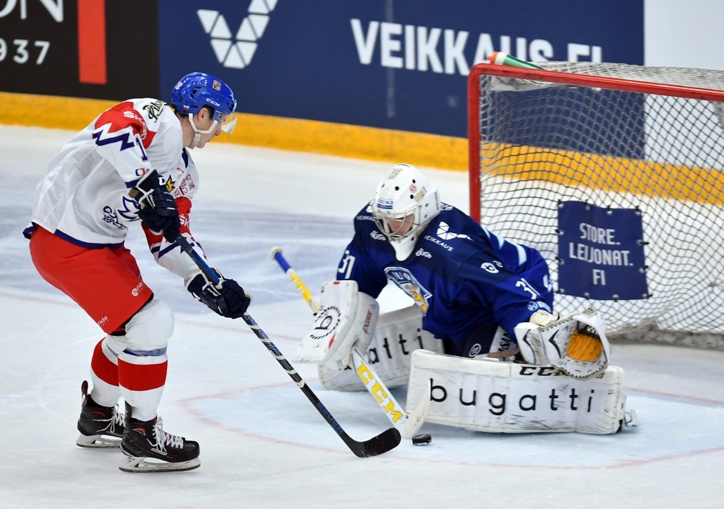 Rozhodující nájezd českého útočníka Dominika Kubalíka v zápase proti Finsku