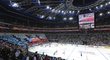 O2 arena byla na zápas českých hokejistů s Finskem hodně zaplněná, fanoušci předvedli i tohle choreo