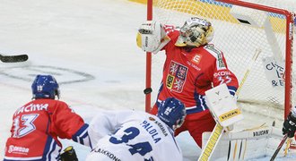 Čeští hokejisté na Finy nestačili, na úvod turnaje Karjala padli 1:2