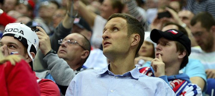 Zápas MS mezi Českem a Kanadou sledoval i bývalý basketbalista Jiří Zídek