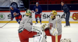 Hokejisté poprvé trénovali ve Švédsku, chybělo trio z Phoenixu