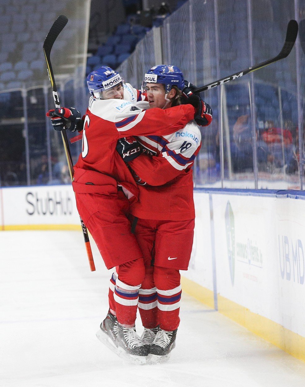 Martin Kaut a Filip Zadina společně váleli na juniorském světovém šampionátu v roce 2018