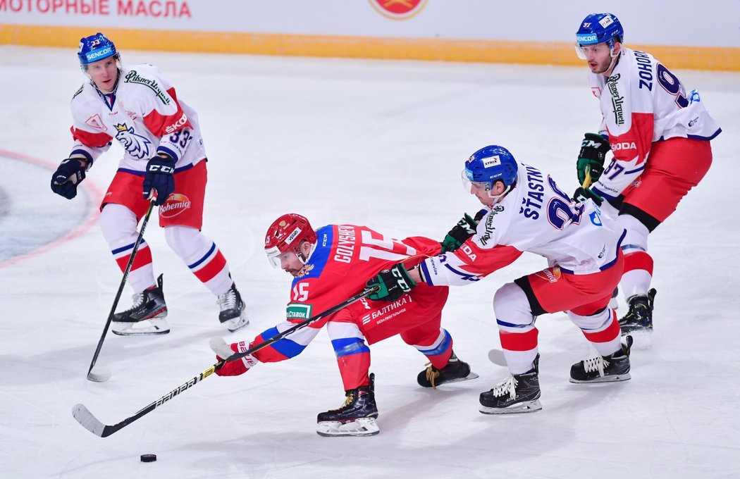 Čeští hokejisté v souboji s Ruskem na Euro Hockey Tour