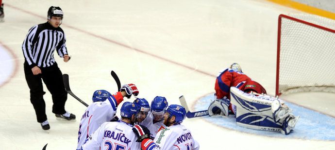 Čeští hokejisté porazili na Channel One Cupu všechny soupeře a turnaj vyhráli. Kolik z nich se ukáže i na olympiádě? 