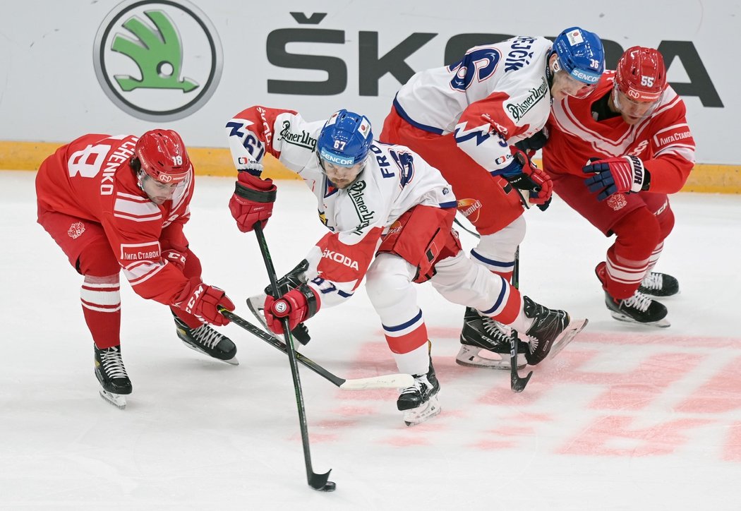 Čeští hokejisté v souboji proti Rusku