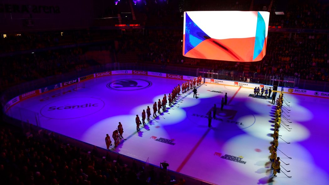 Zimním stadionem v Leksands zní česká hymna