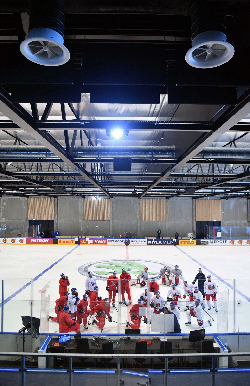 Čeští hokejisté na tréninku před dalším zápasem MS