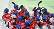 Radost českých hokejistů z výhry nad Finy byla obrovská
