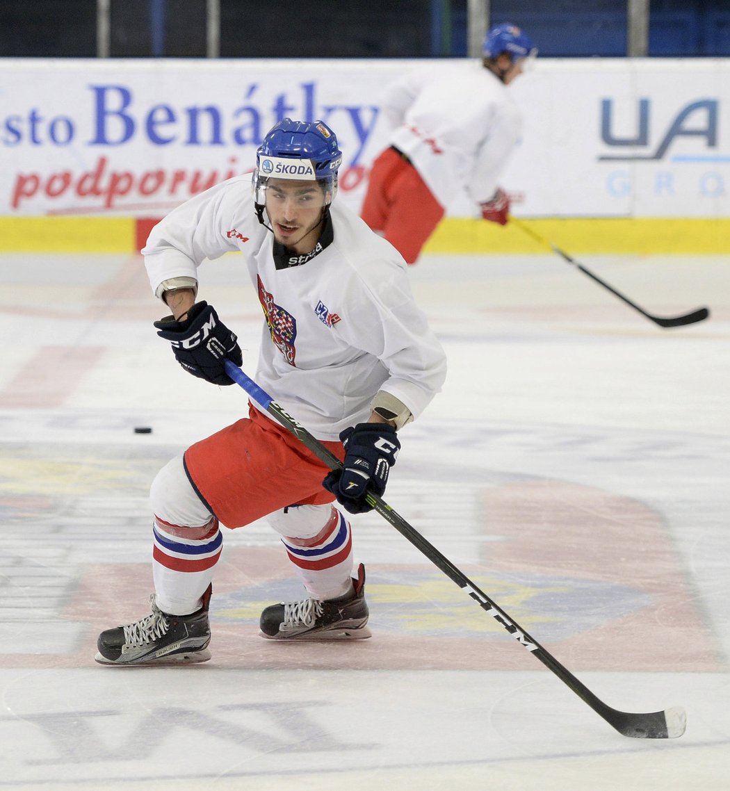 Dominik Lakatoš na soustředění hokejové dvacítky