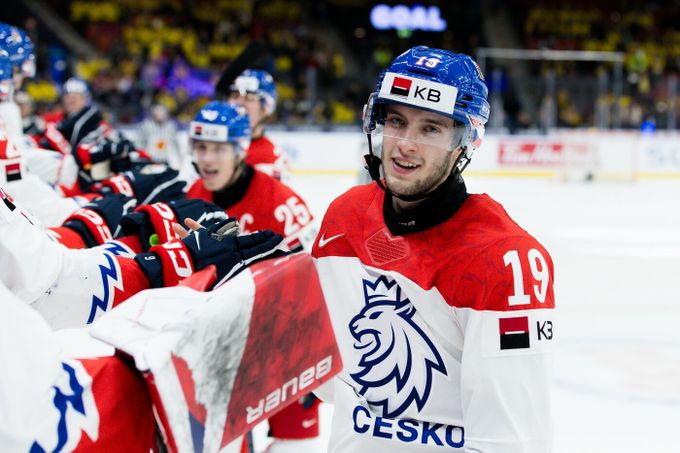 Becher se v přípravě NHL trefil za Detroit. Bodovali i Pastrňák se Zachou, Vladař se zranil Becher se v přípravě NHL trefil za Detroit. Bodovali i Pastrňák se Zachou, Vladař se zranil
