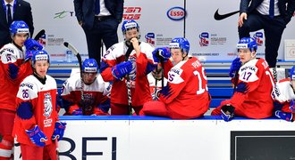 Český hokej nemá úspěch, o mladé hráče tak není zájem