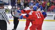 Čeští hokejisté oslavují využitou přesilovku a první gól na domácím mistrovství světa