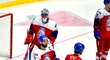 Zklamaní čeští hokejisté ve chvíli, kdy ve čtvrtfinále juniorského MS inkasovali od Švédska