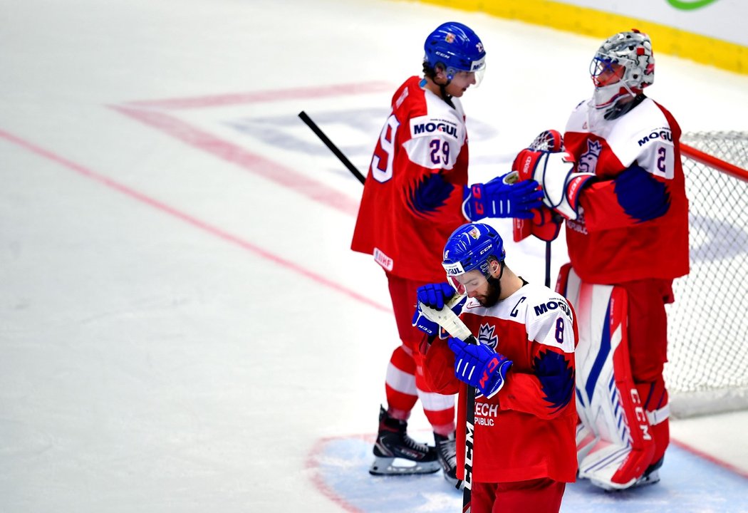 Čeští hokejisté do dvaceti let po vyřazení ve čtvrtfinále domácího světového šampionátu od Švédska