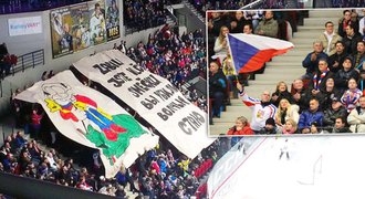 Fanoušci vzkázali Rusům při české výhře: Zabili jste vlčí smečku