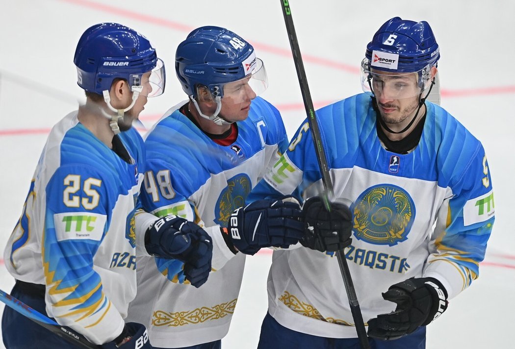 Kazachstán vzal na mistrovství světa široký kádr. 28 hokejistů dorazilo do Rigy, 14 z nich jsou z týmu Barys Astana