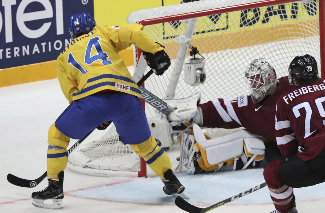 Vítězný gól z prodloužení vstřelil Lotyšsku útočník Detroitu Gustav Nyquist