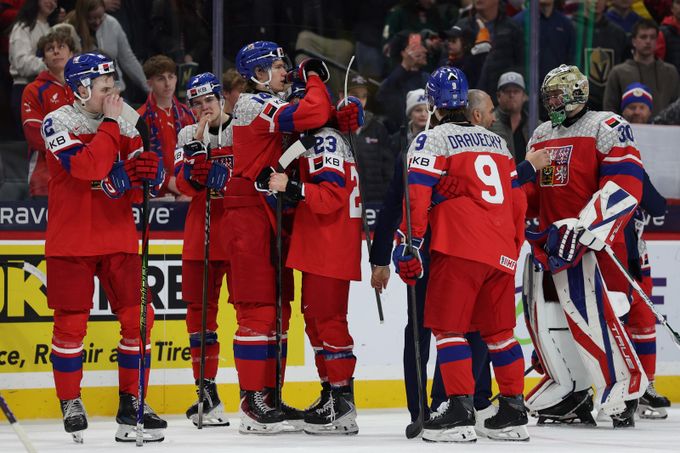 Česko - Švédsko 2:4. Dvacítka má po třech letech stříbro. Historické ocenění pro Čihaře Česko - Švédsko 2:4. Dvacítka má po třech letech stříbro. Historické ocenění pro Čihaře