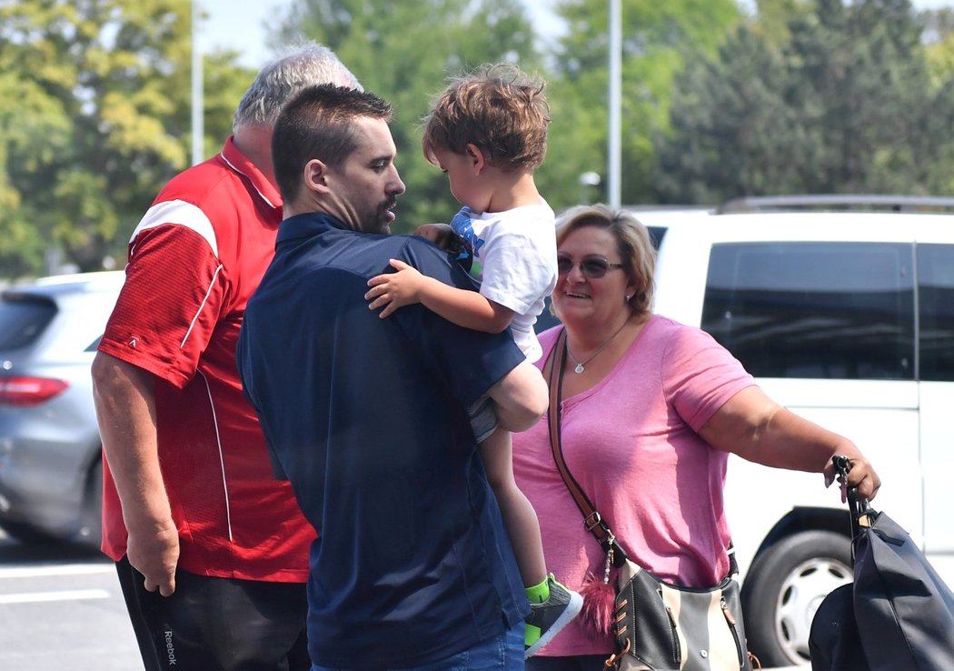 Na Tomáše Plekance čekalo po příletu z mistrovství světa milé přivítání