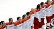 Dánští hokejisté zplna hrdla zpívají národní hymnu po výhře nad Finskem