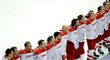 Dánští hokejisté zplna hrdla zpívají národní hymnu po výhře nad Finskem