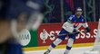 Slovenský obránce Peter Čerešňák v zápase proti Švýcarsku na MS v hokeji 2022