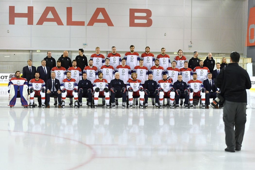Česká hokejová reprezentace se na MS fotila.