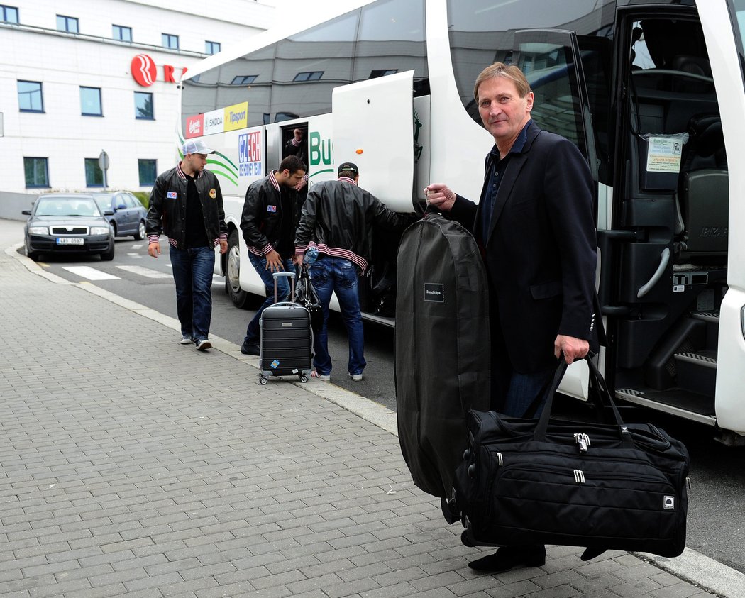 Alois Hadamczik míří na Letiště Václava Havla a vstříc odletu na MS do Švédska