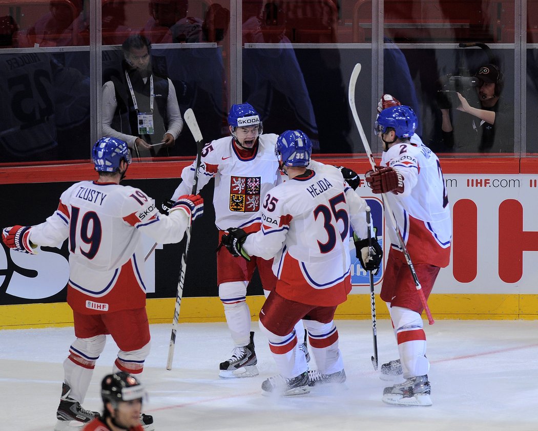 Jiří Hudler v NHL válí, na místo v týmu pro ZOH v Soči to ale nestačilo