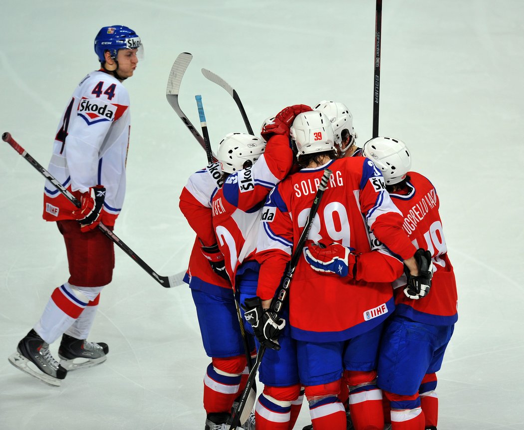 Zatím jedinou porážku od Norska na mistrovství světa zažili čeští hokejisté na zlatém šampionátu v roce 2010