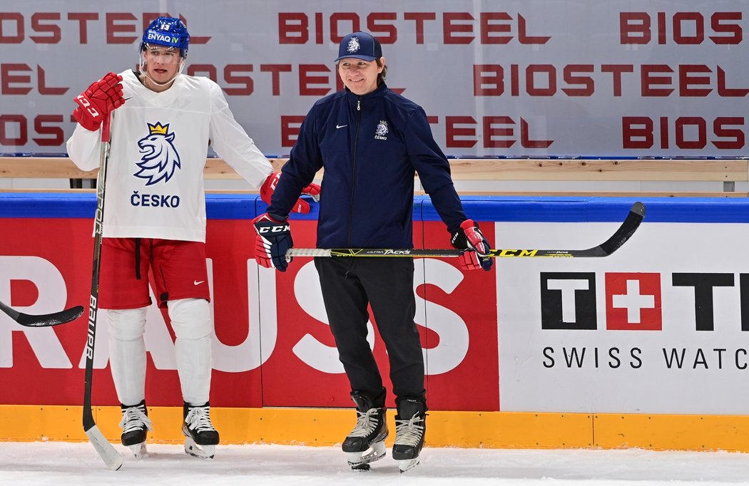 Martin Erat a Jakub Vrána na tréninku před duelem proti Lotyšsku