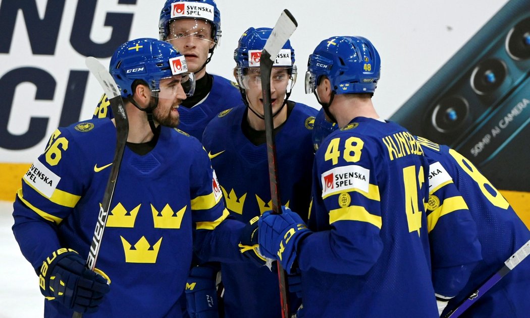 Švédští hokejisté si v poklidu zajistili účast ve vyřazovací části