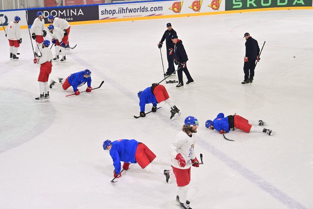 Poctivá příprava českých hokejistů před závěrečným duelem s Kanadou