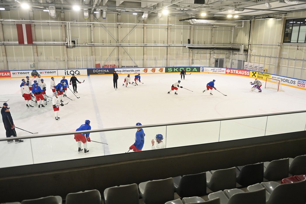 Trénink české hokejové reprezentace před utkáním proti Slovinsku
